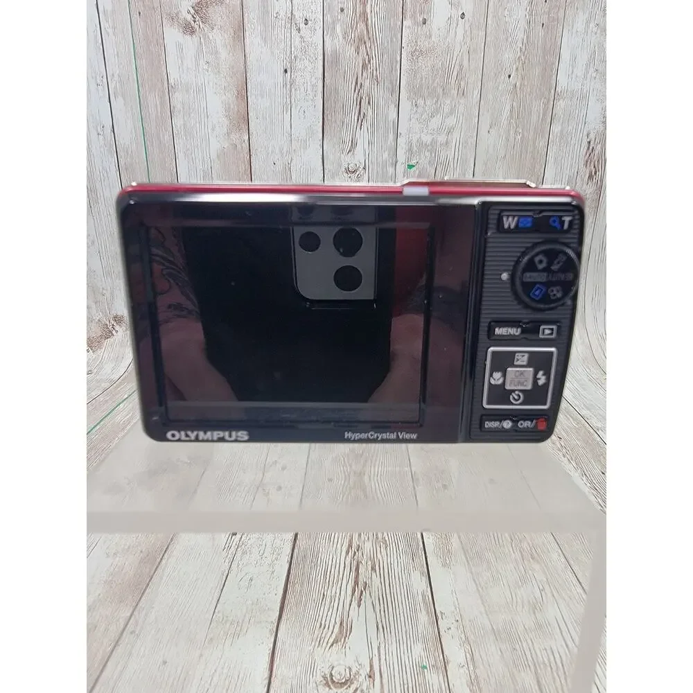 Olympus Stylus Red 7010 12MP Digital Camera 7x Optical Zoom W/Battery & Charger